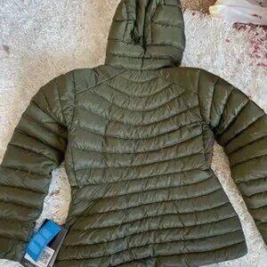NWT Arcteryx Green Down jacket S